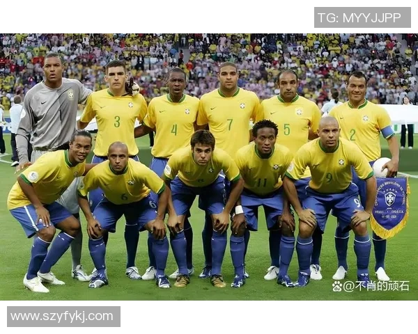 足球球星身高揭秘：谁是场上最矮与最高的传奇人物